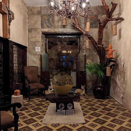 Casa Aluxes Hotel 바야돌리드 외부 사진