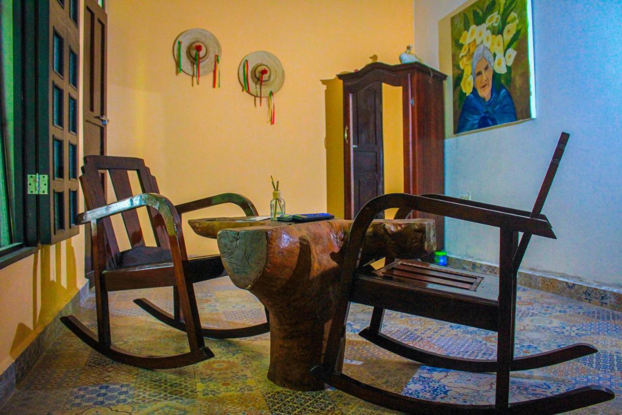 Casa Aluxes Hotel 바야돌리드 외부 사진