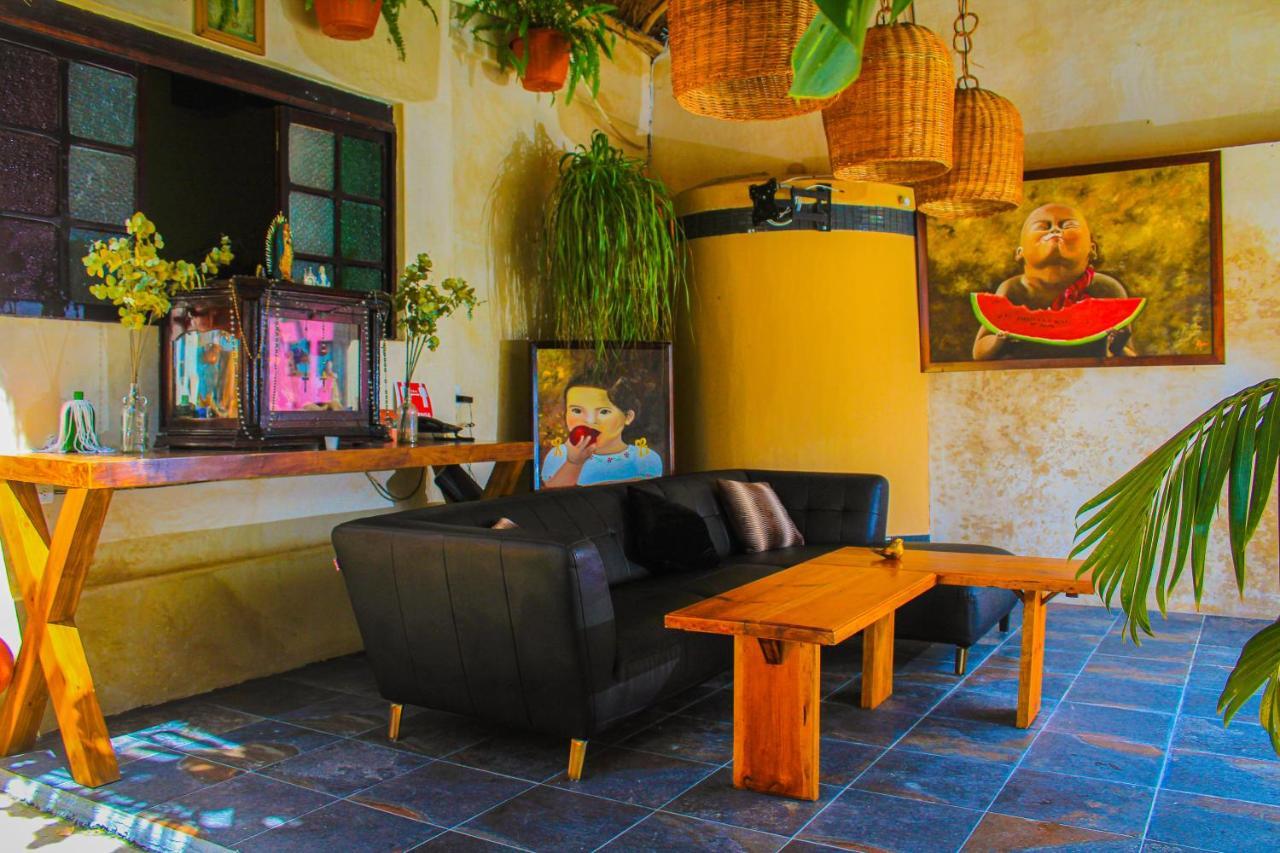 Casa Aluxes Hotel 바야돌리드 외부 사진