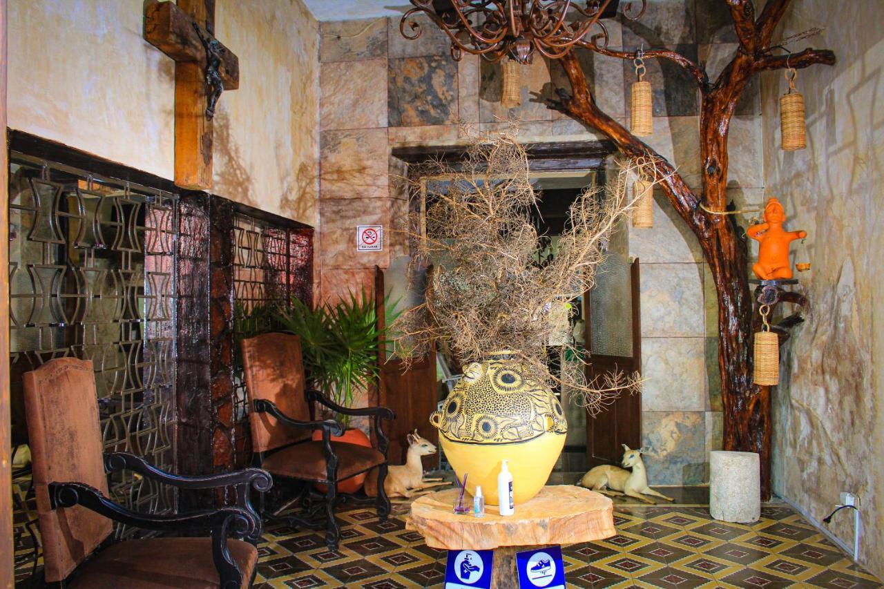 Casa Aluxes Hotel 바야돌리드 외부 사진